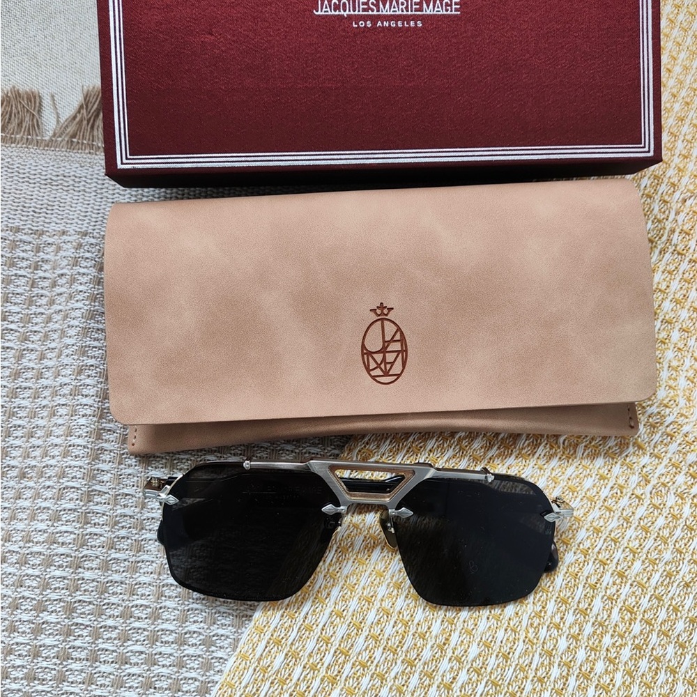 Silver Jeans Tan Sunglasses Case - Picture 11 of 12